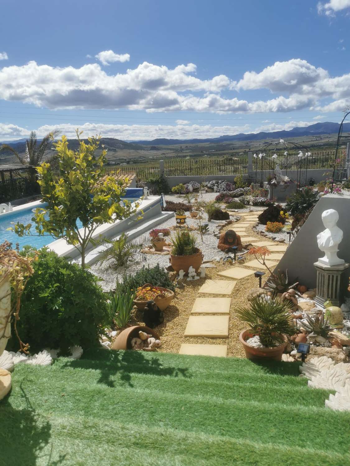 Exceptional, Superior Park Home with Private Swimming Pool, Hot Tub and breath taking views