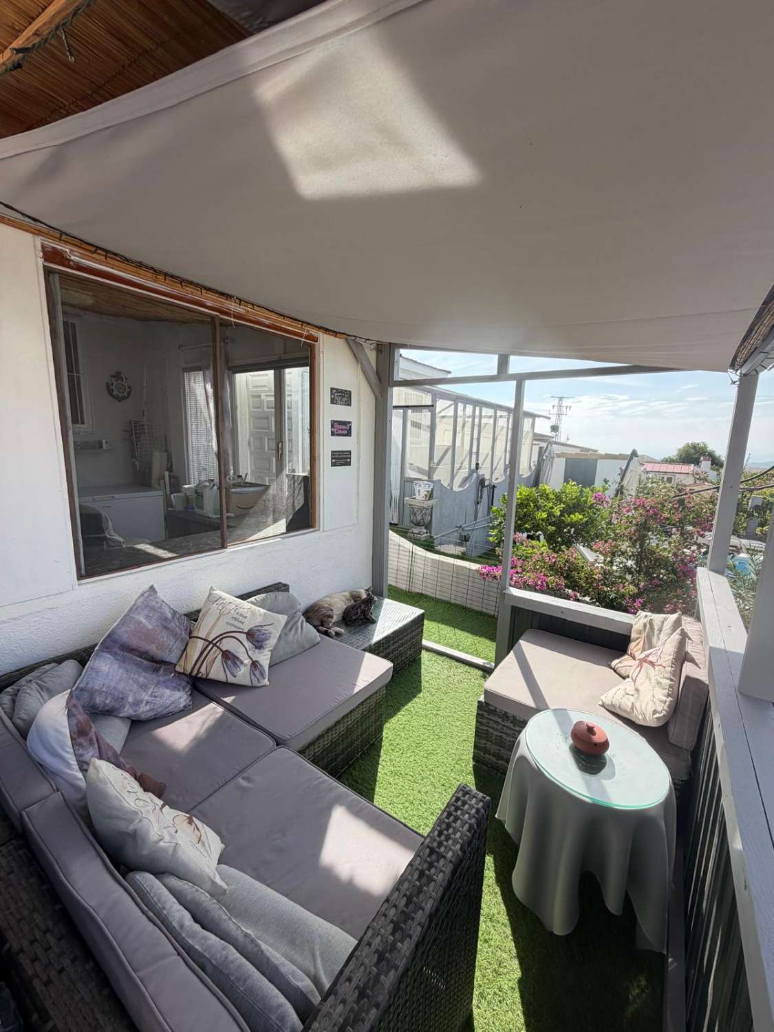 Exceptional, Superior Park Home with Private Swimming Pool, Hot Tub and breath taking views