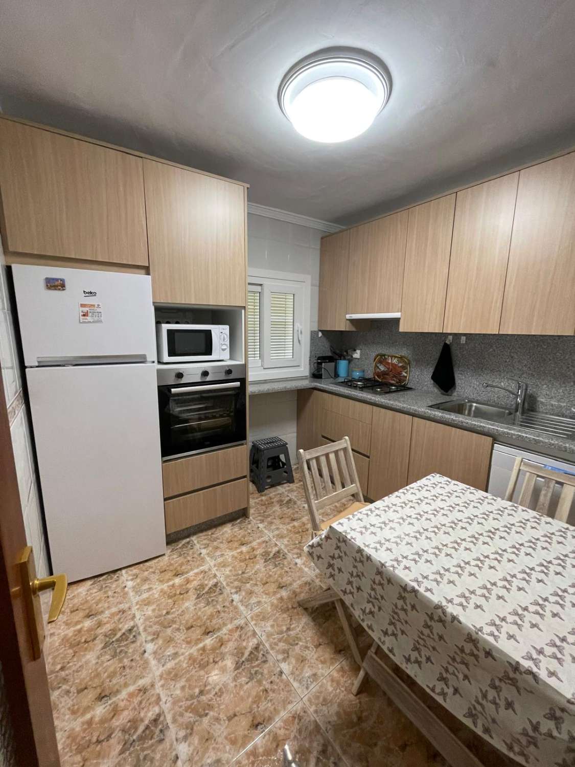 Stunning 2 bed apartment with patio in Velez Blanco