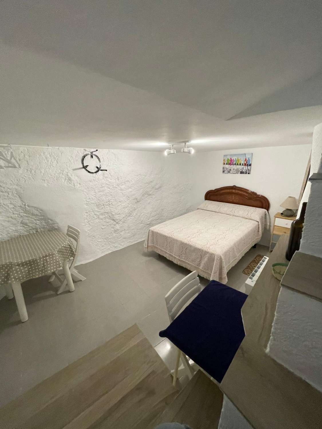 Stunning 2 bed apartment with patio in Velez Blanco