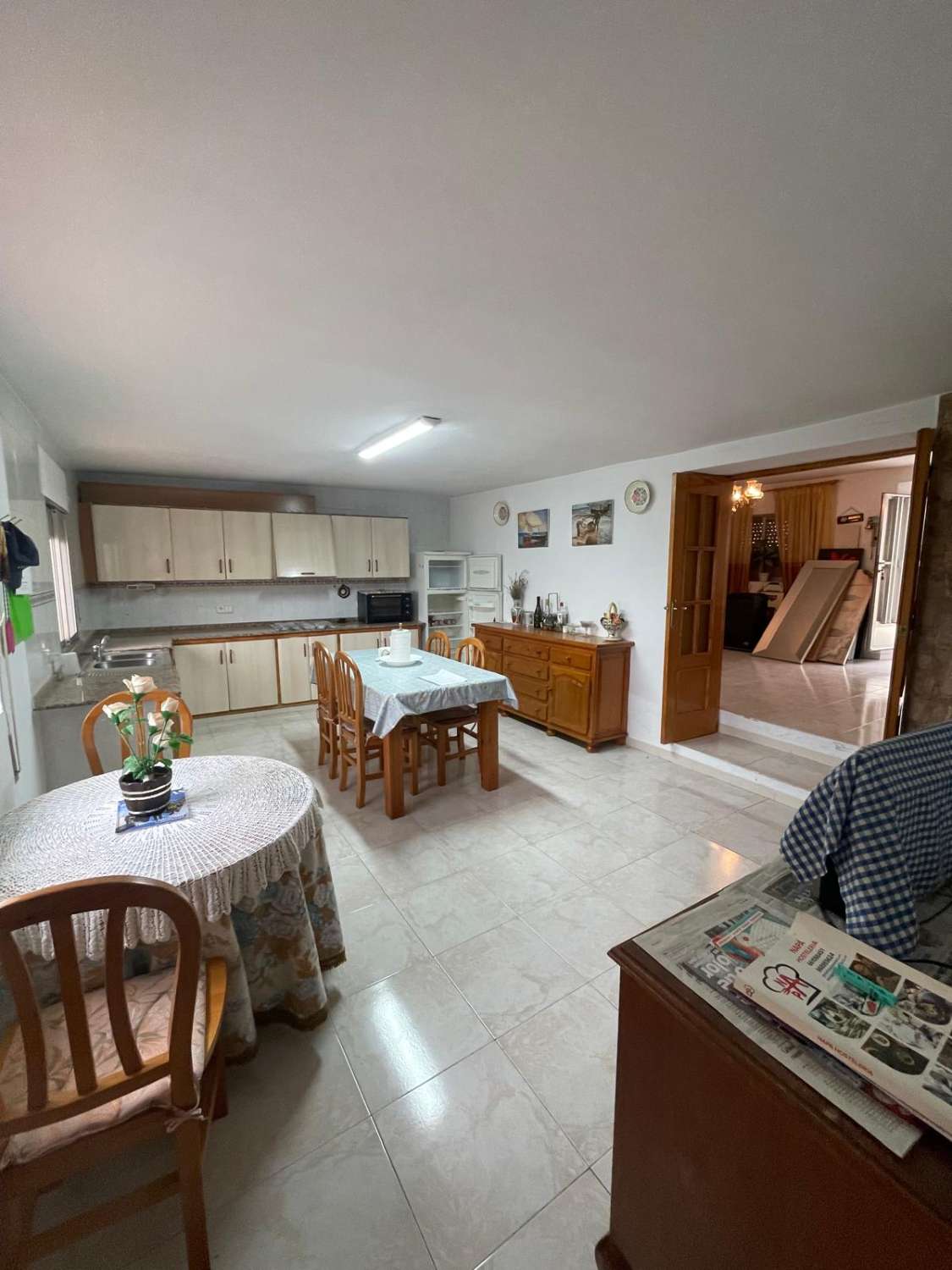 5 bedroom, 2 bath house with patio in immaculate condition in Velez Blanco