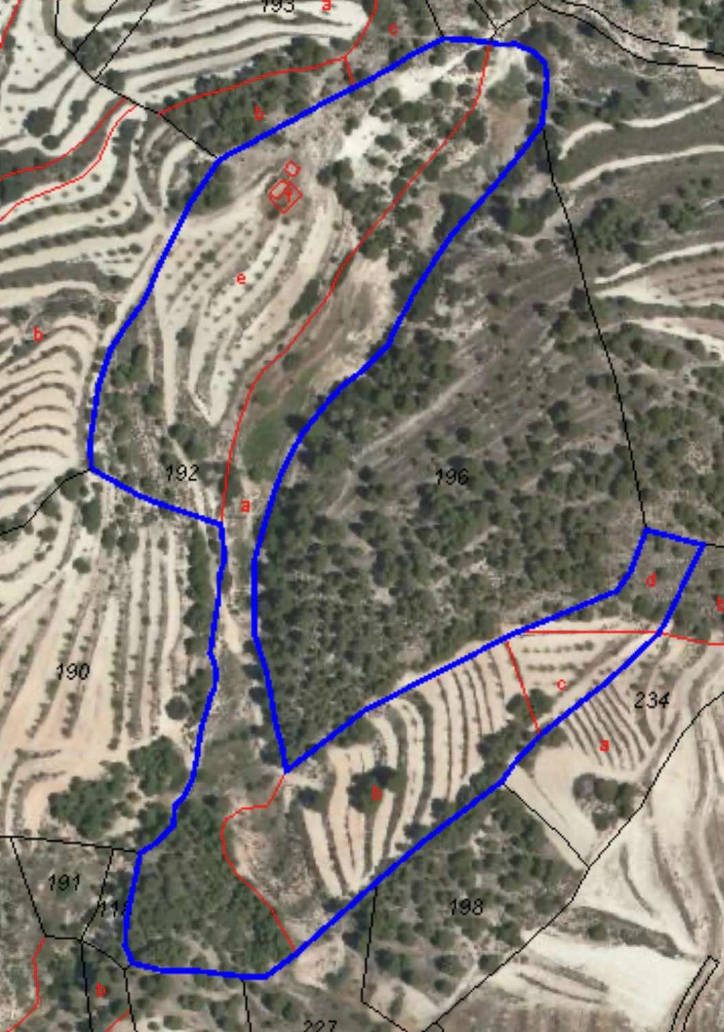 Parcel of land with small Cortijo in Maria