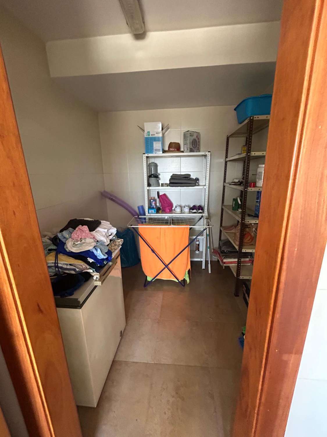 4 Bed, 2 bath house with Garage on 5000 m2 plot in excellent location