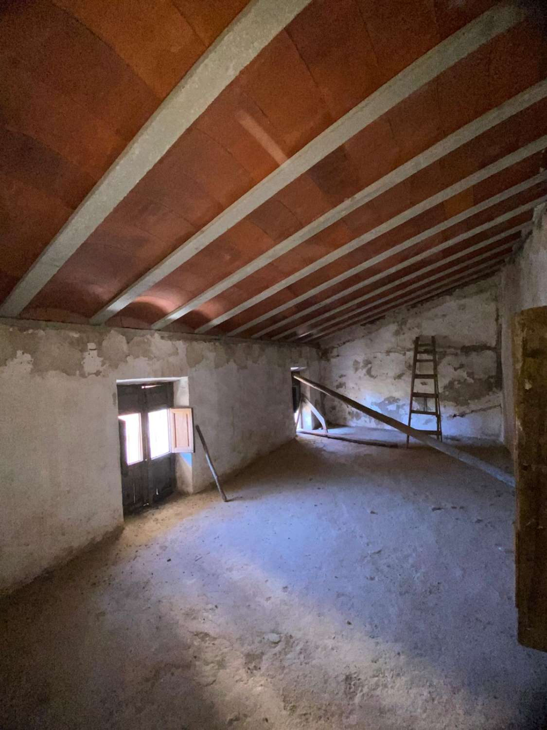 Large Townhouse for sale over 3 floors with garden area in prime position In Velez Rubio