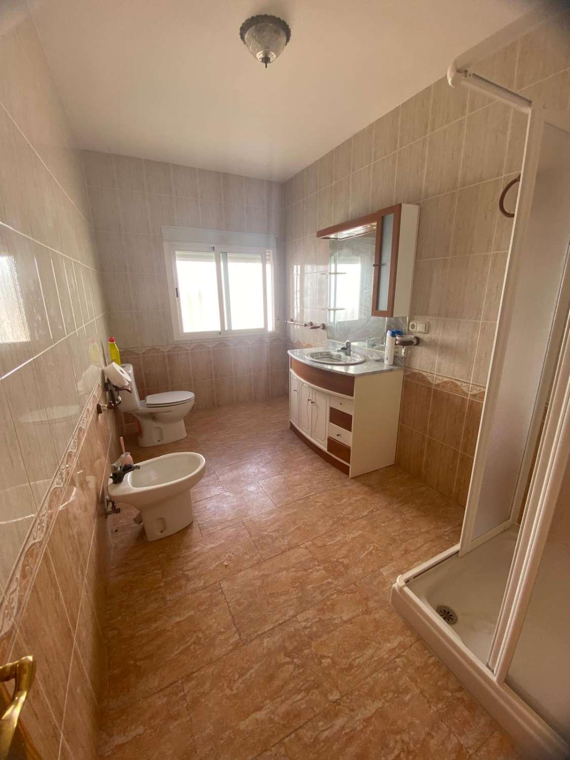 Fantastic 4/5 Bed, 2 bath house with patio and garage  in Los Cerricos