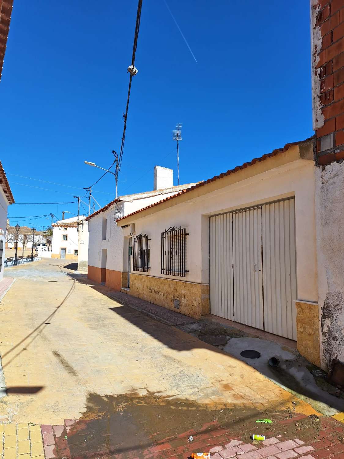 Fantastic 4/5 Bed, 2 bath house with patio and garage  in Los Cerricos