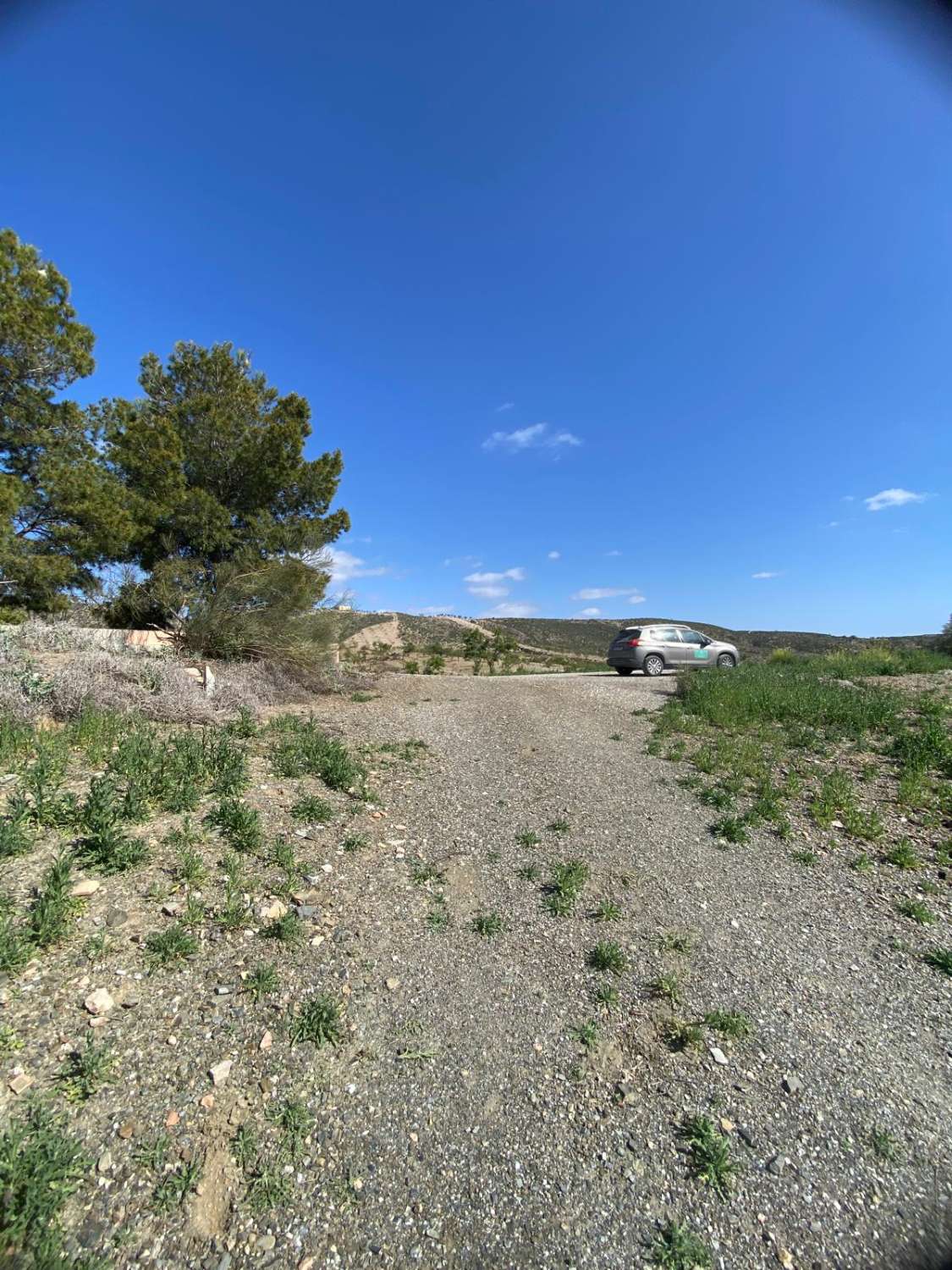 Stunning 4 bed, 2 bath property with pool in secluded location near Oria town