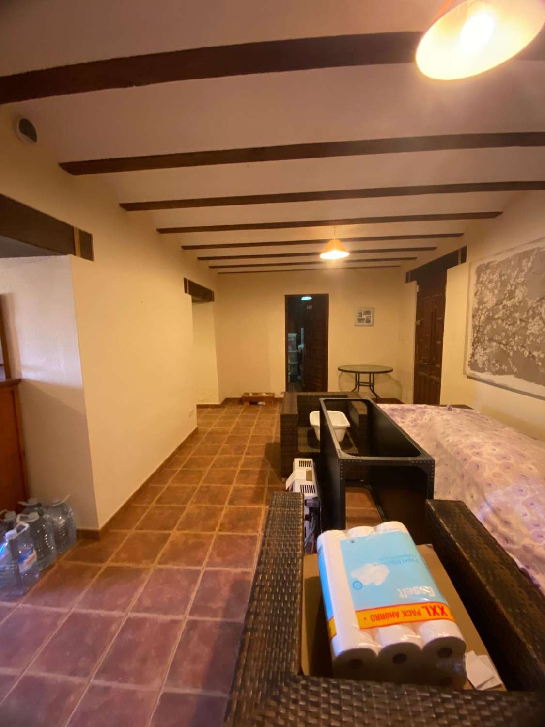 Stunning 4 bed, 2 bath property with pool in secluded location near Oria town