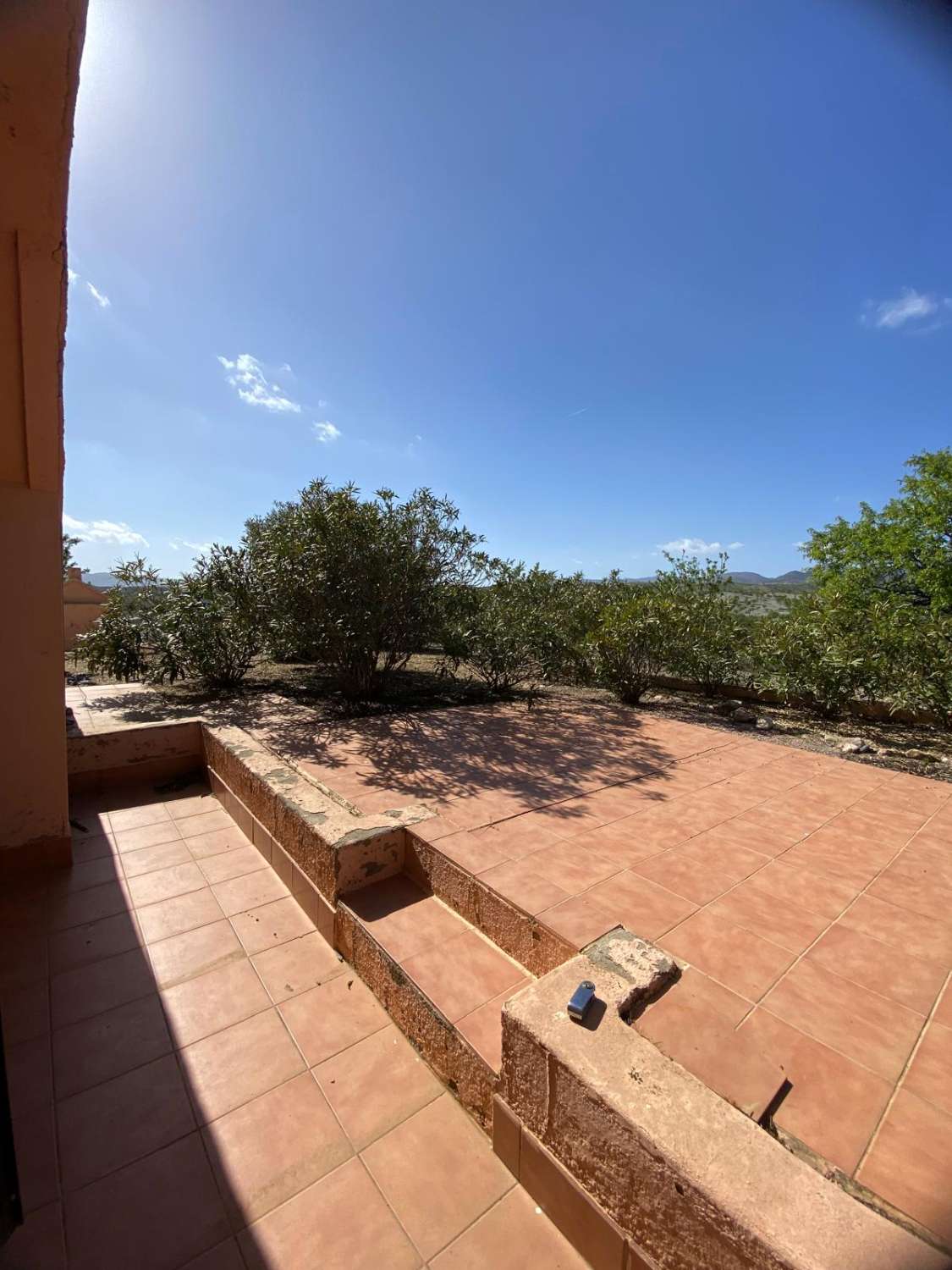 Stunning 4 bed, 2 bath property with pool in secluded location near Oria town