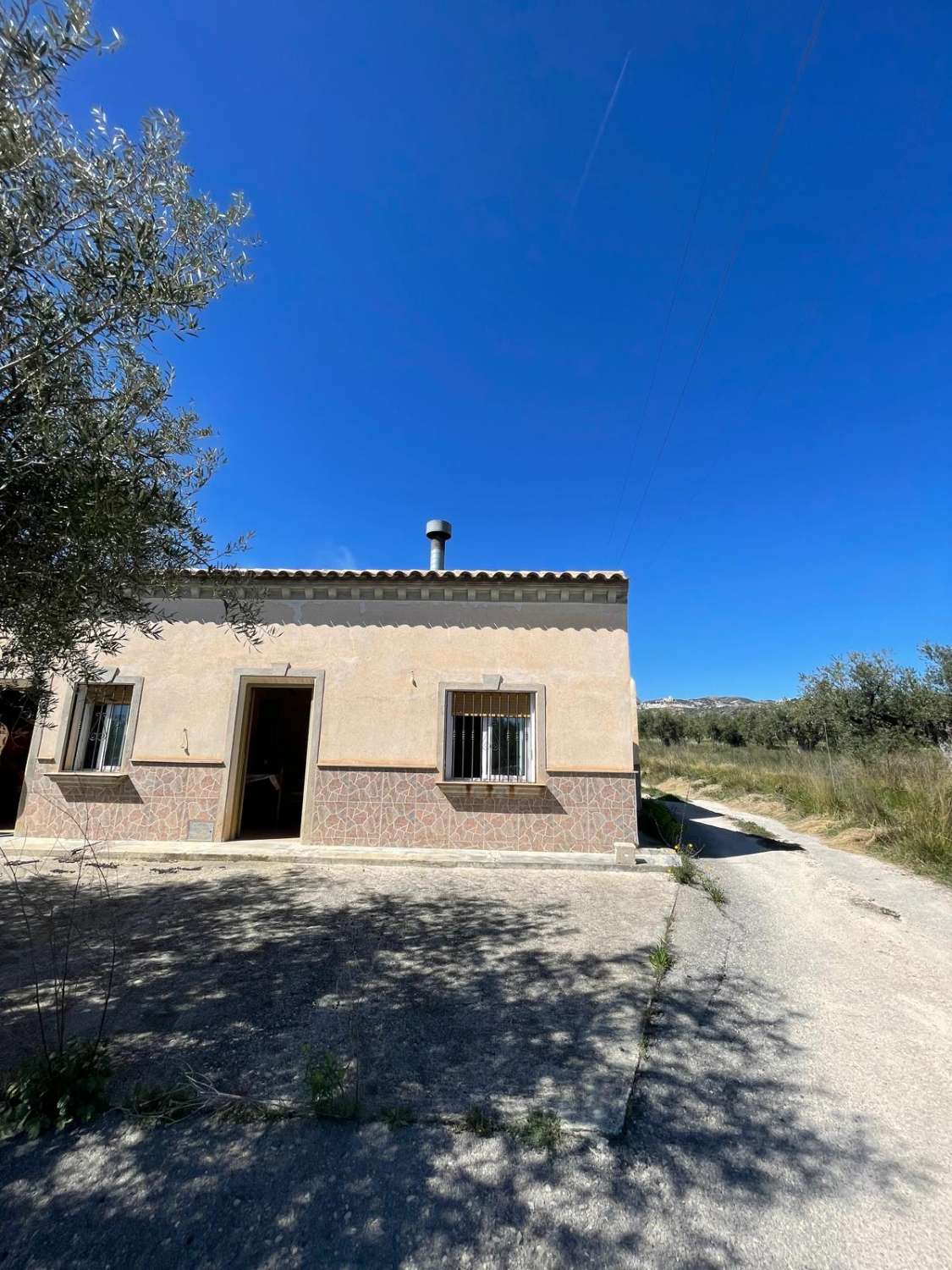 Stunning house with 12,766 m2 land in Velez Blanco with amazing views