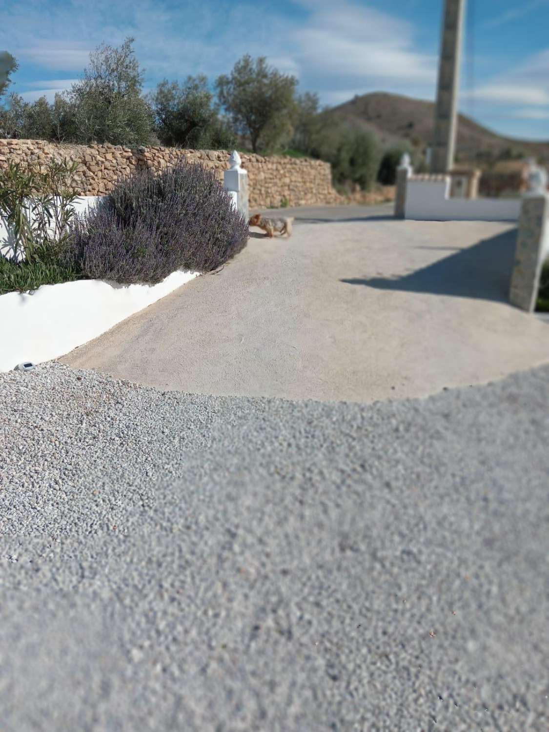 Immaculate 3 Bedroom,3 bedroom Villa in Oria with outside space in heart of Oria