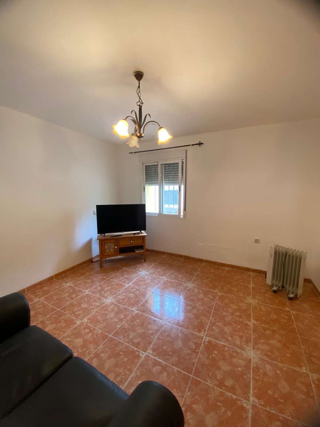 Charming 2/3  bed house with outside patio and double garage in town of Oria