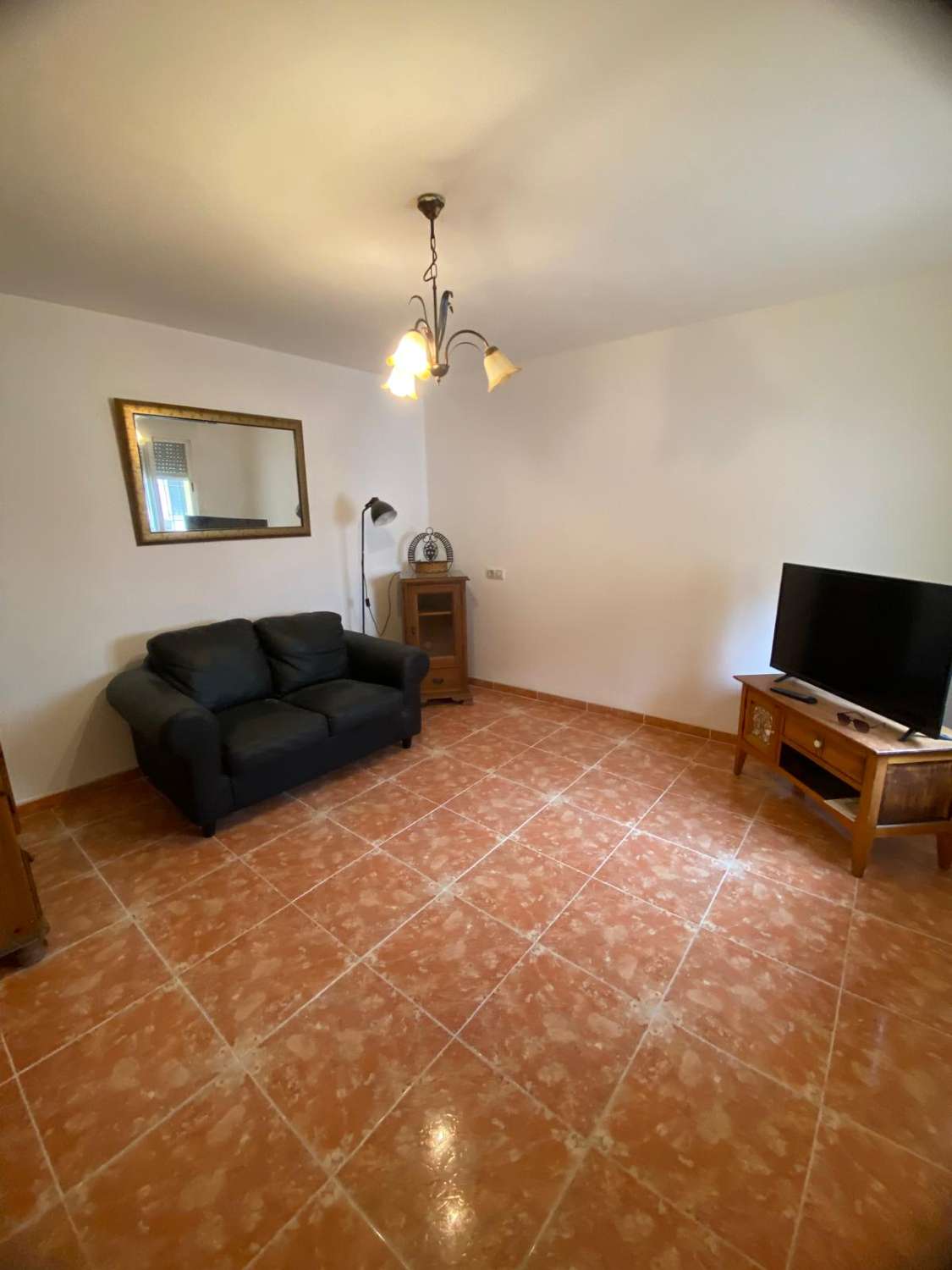 Charming 2/3  bed house with outside patio and double garage in town of Oria