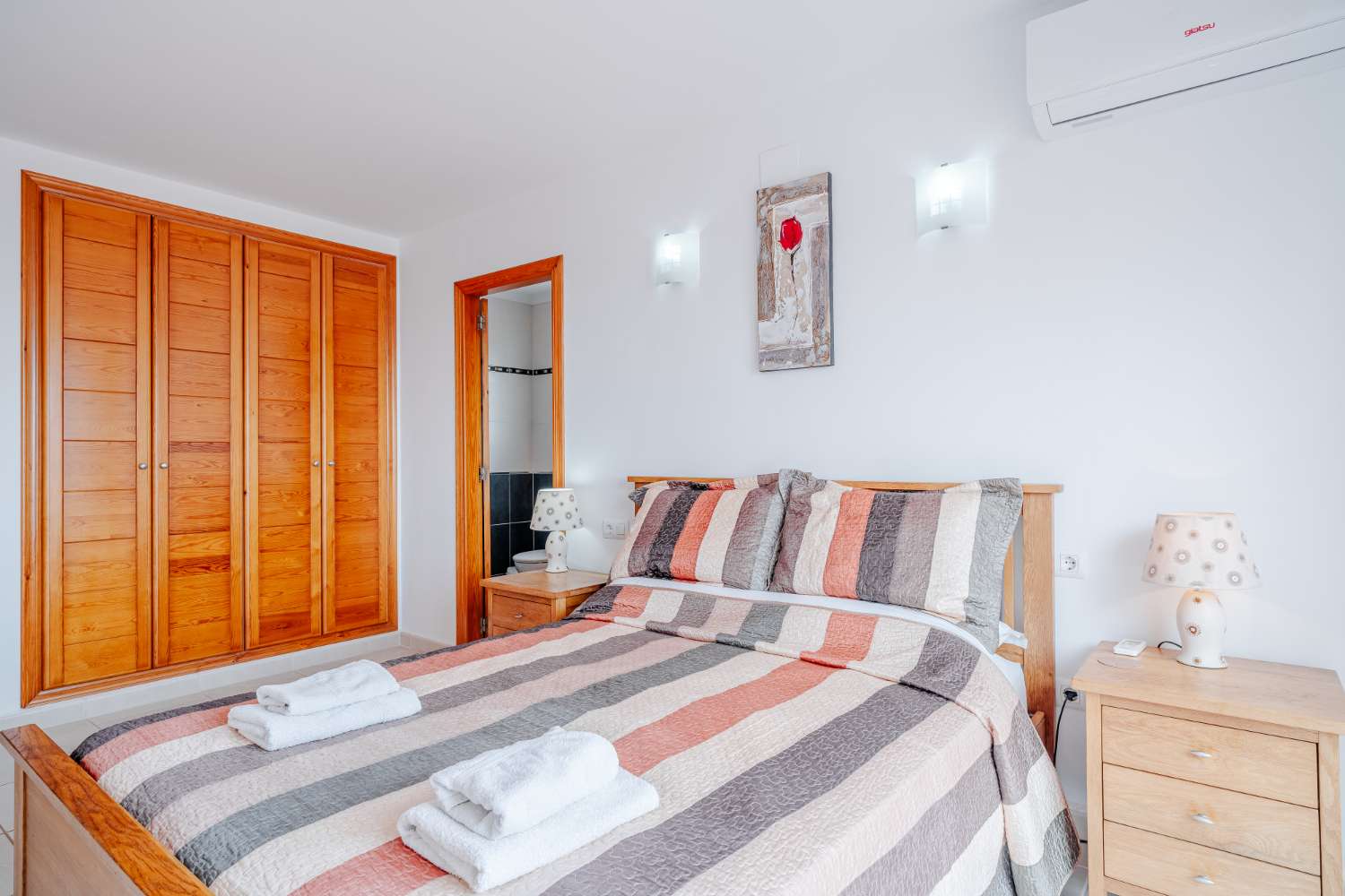 Luxury 6 bed, 5 bath villa with pool with Sea Views in Moraira