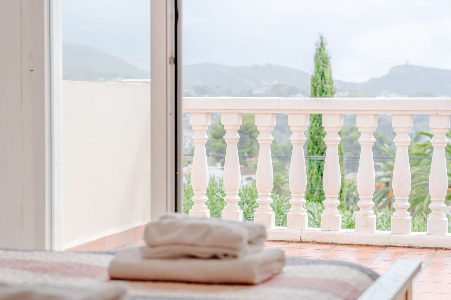 Luxury 6 bed, 5 bath villa with pool with Sea Views in Moraira