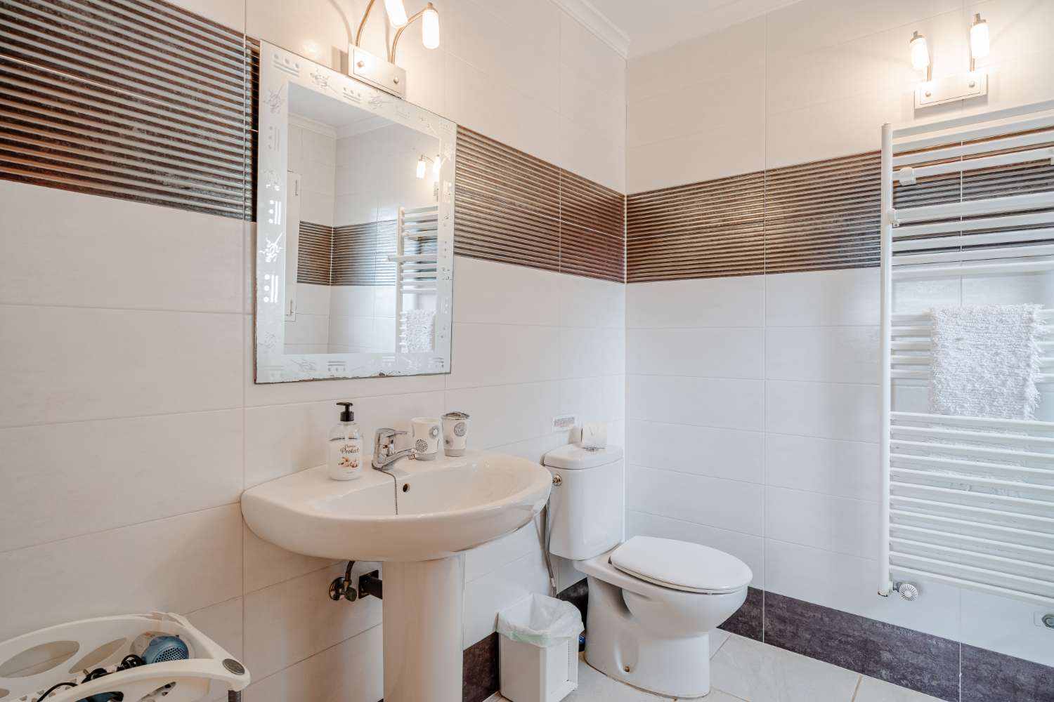 Luxury 6 bed, 5 bath villa with pool with Sea Views in Moraira