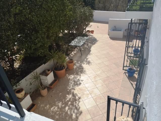 Impresionante villa de 7 habitaciones y 5 baños con piscina.