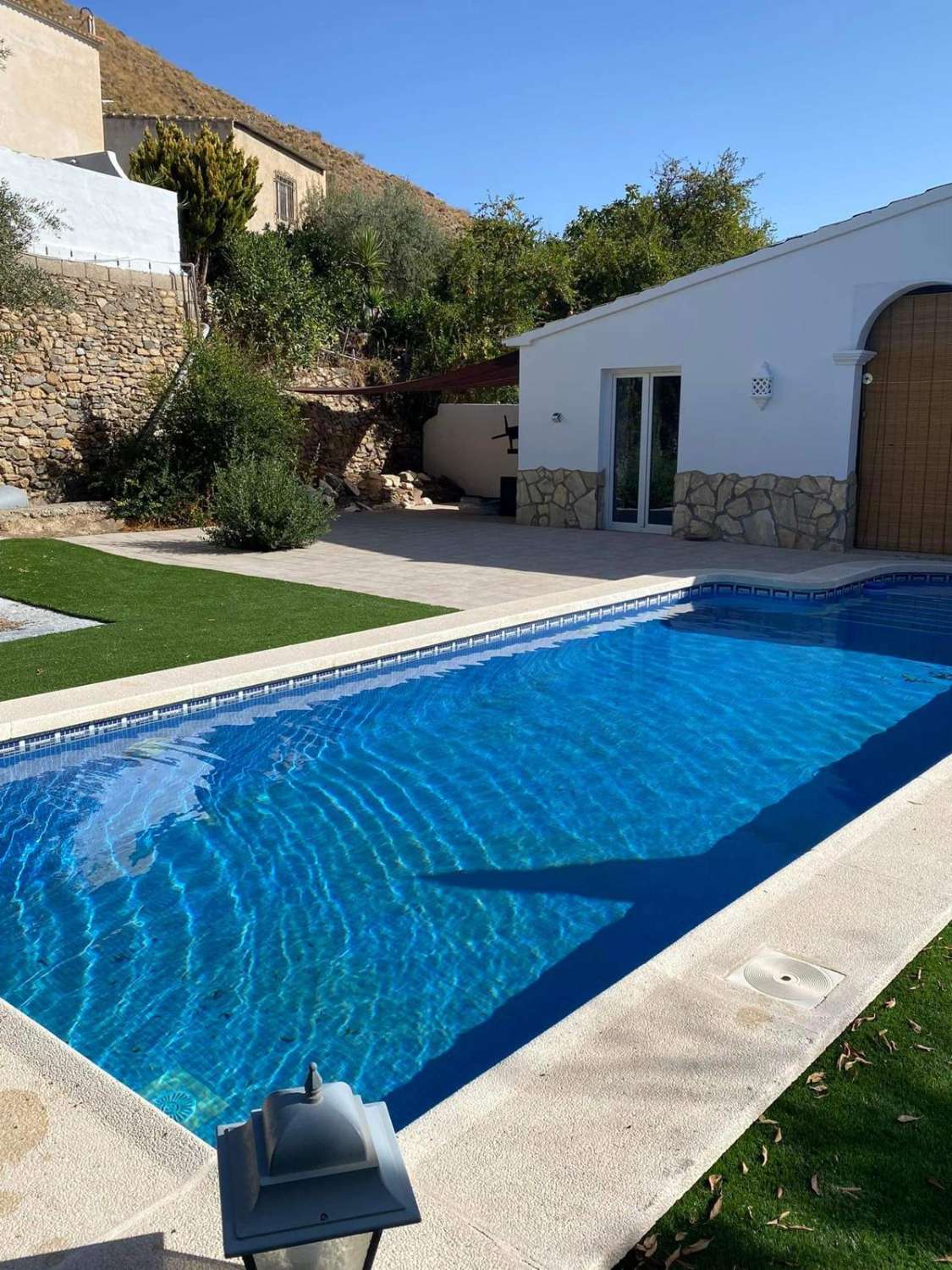 Impresionante villa de 7 habitaciones y 5 baños con piscina.