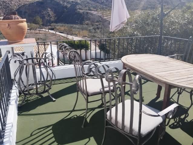 Impresionante villa de 7 habitaciones y 5 baños con piscina.