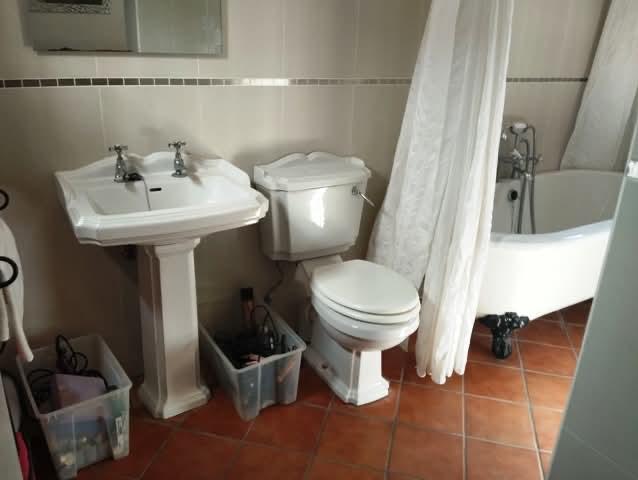 Impresionante villa de 7 habitaciones y 5 baños con piscina.