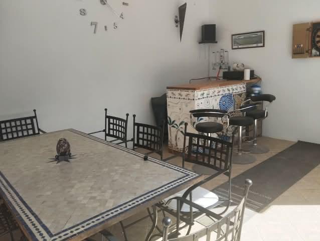 Impresionante villa de 7 habitaciones y 5 baños con piscina.