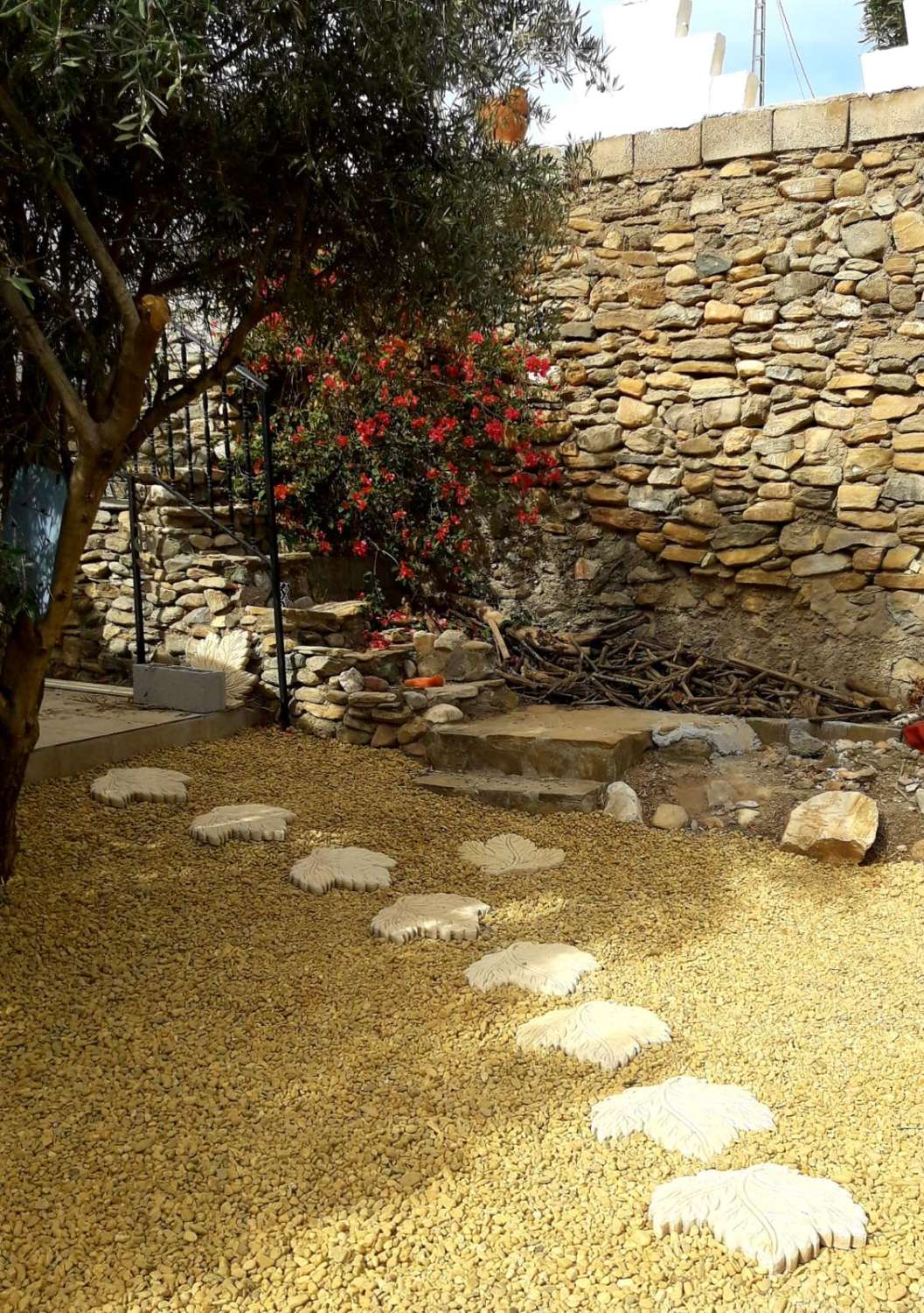 Impresionante villa de 7 habitaciones y 5 baños con piscina.