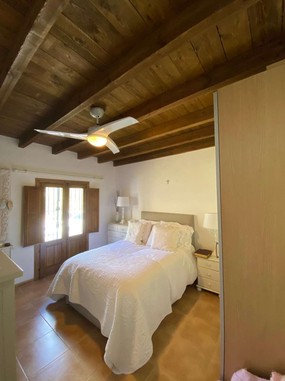 Amazing 4 bed, 3 bed, Villa In Velez Blanco with amazing views and 30,000 m2 of Land