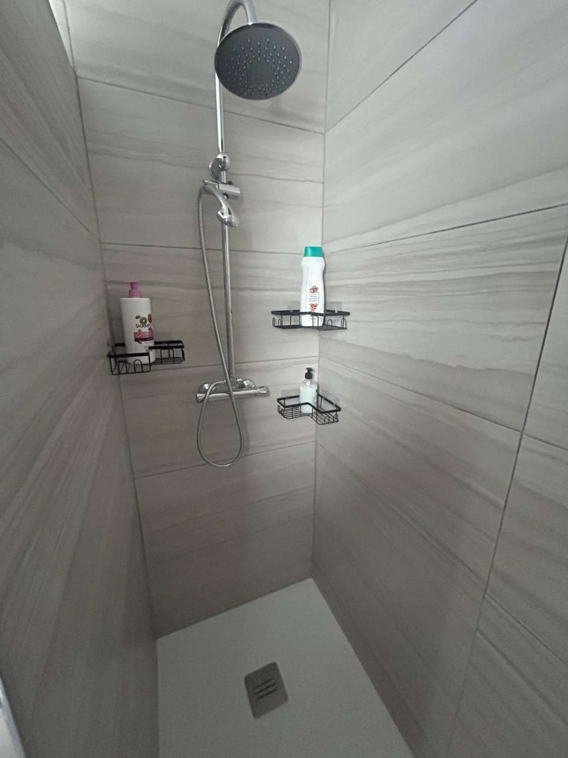 Stunning 6 bed, 3 bath house in Velez Rubio with outside courtyard and terrace