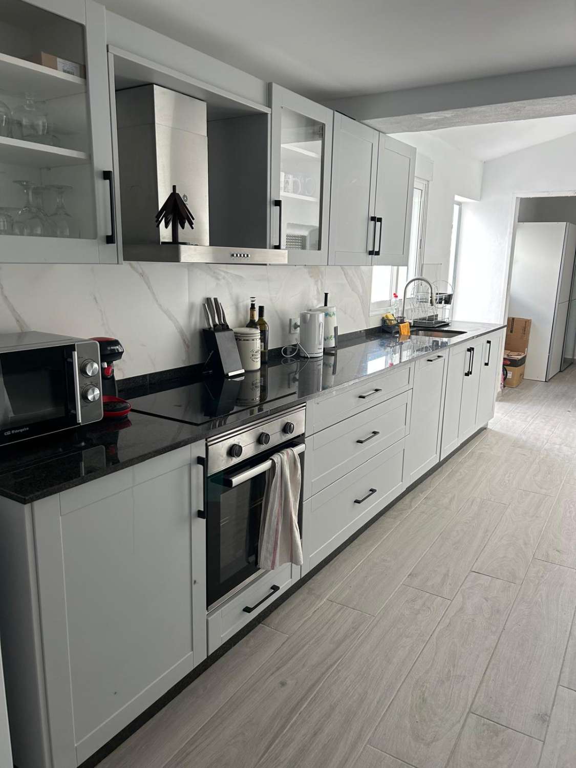 Stunning 6 bed, 3 bath house in Velez Rubio with outside courtyard and terrace