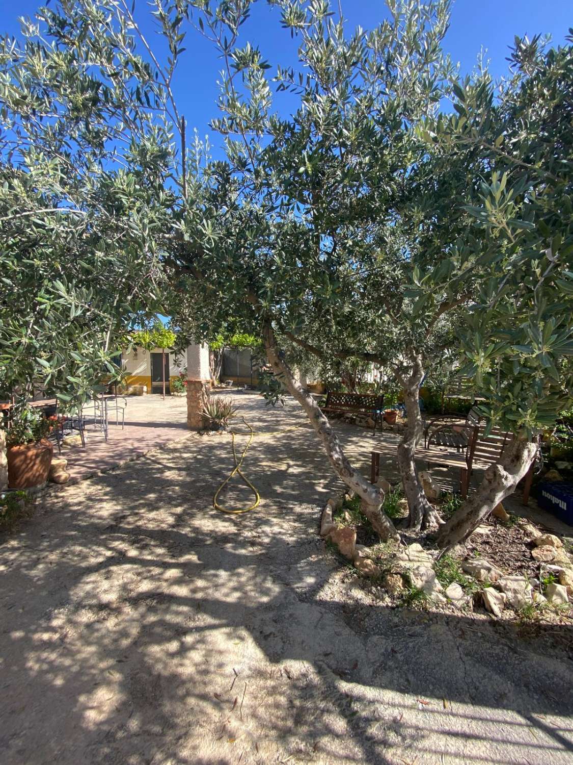 Cortijo with 2 bedrooms and a separate Casita, land and pool