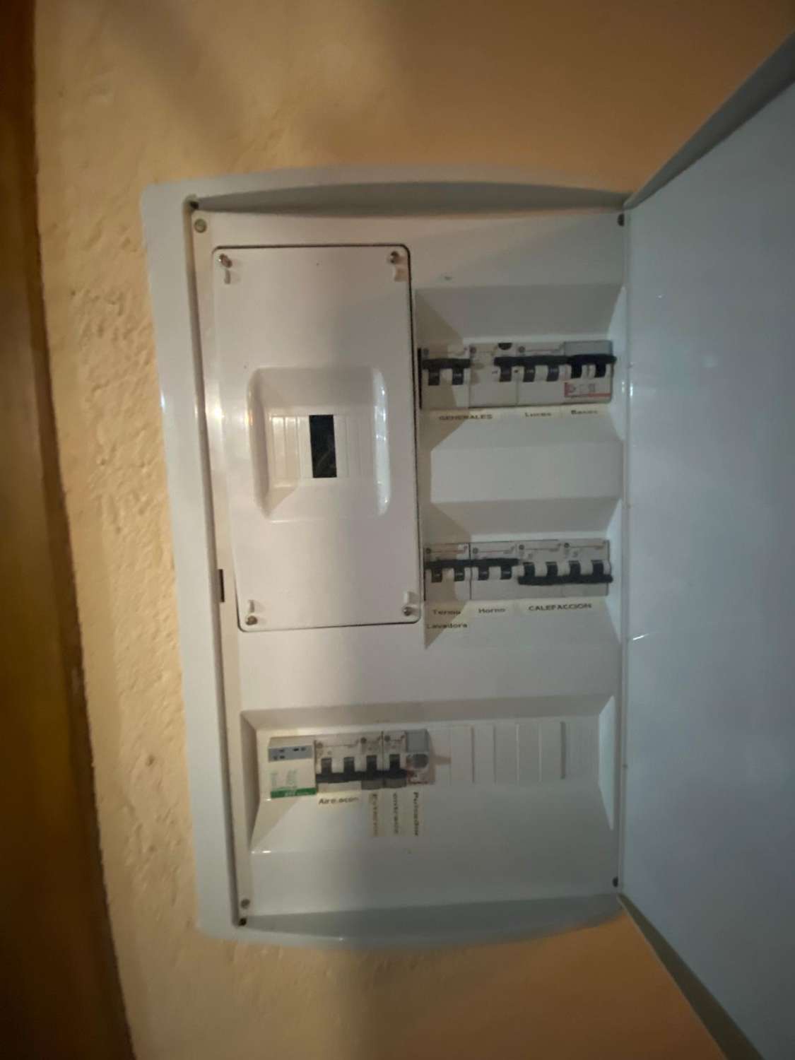 Cortijo with 2 bedrooms and a separate Casita, land and pool