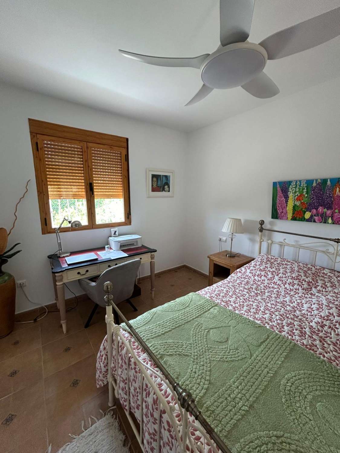 Stunning 4 bed, 3 bath, pool, casitas and views, just outside Velez Rubio