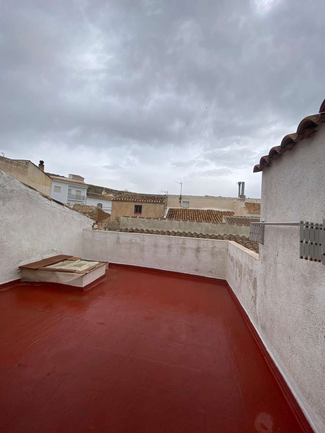 Stunning 4 bed, 3 bath apartment with roof terrace in heart of Velez Blanco
