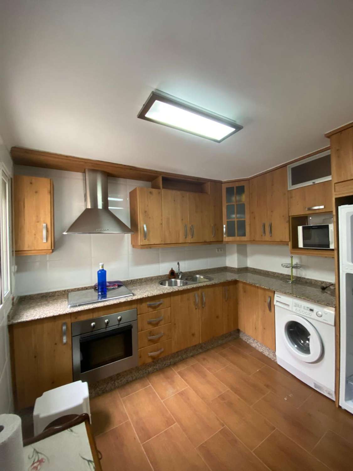 Stunning 4 bed, 3 bath apartment with roof terrace in heart of Velez Blanco