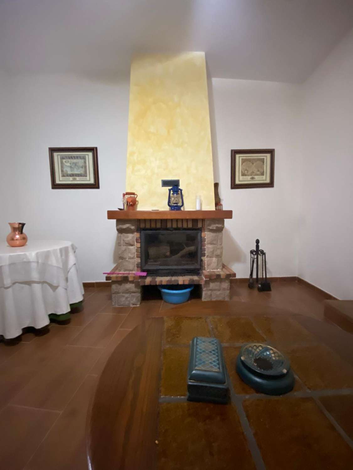 Stunning 4 bed, 3 bath apartment with roof terrace in heart of Velez Blanco