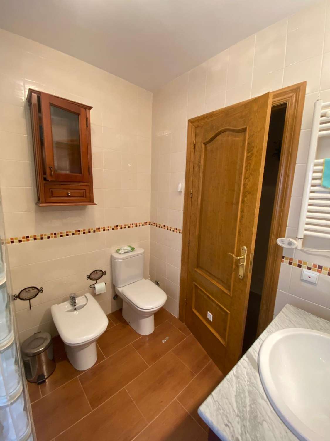 Stunning 4 bed, 3 bath apartment with roof terrace in heart of Velez Blanco