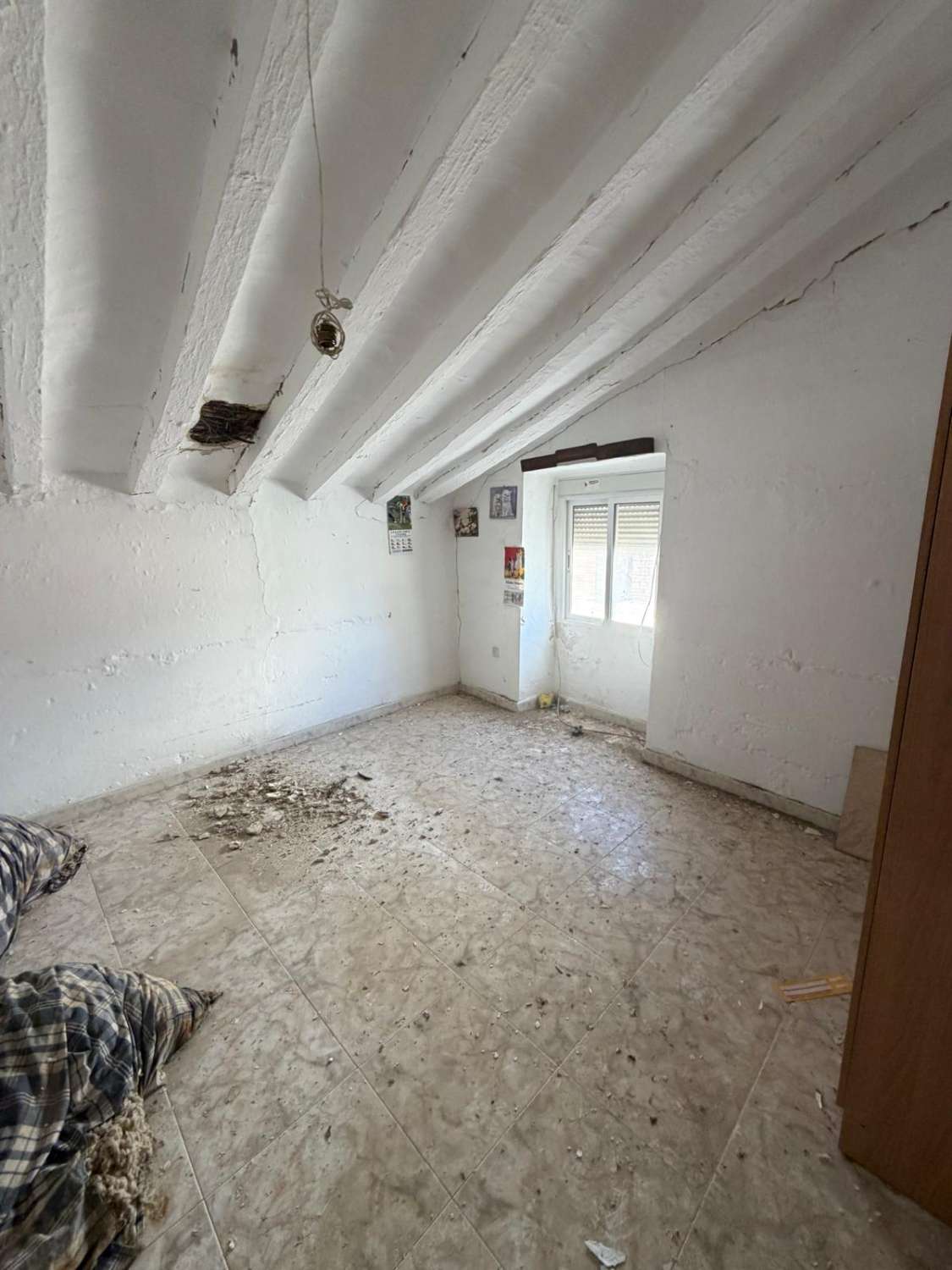 3 bed, 1 bath house with garden and garage in Velez Blanco
