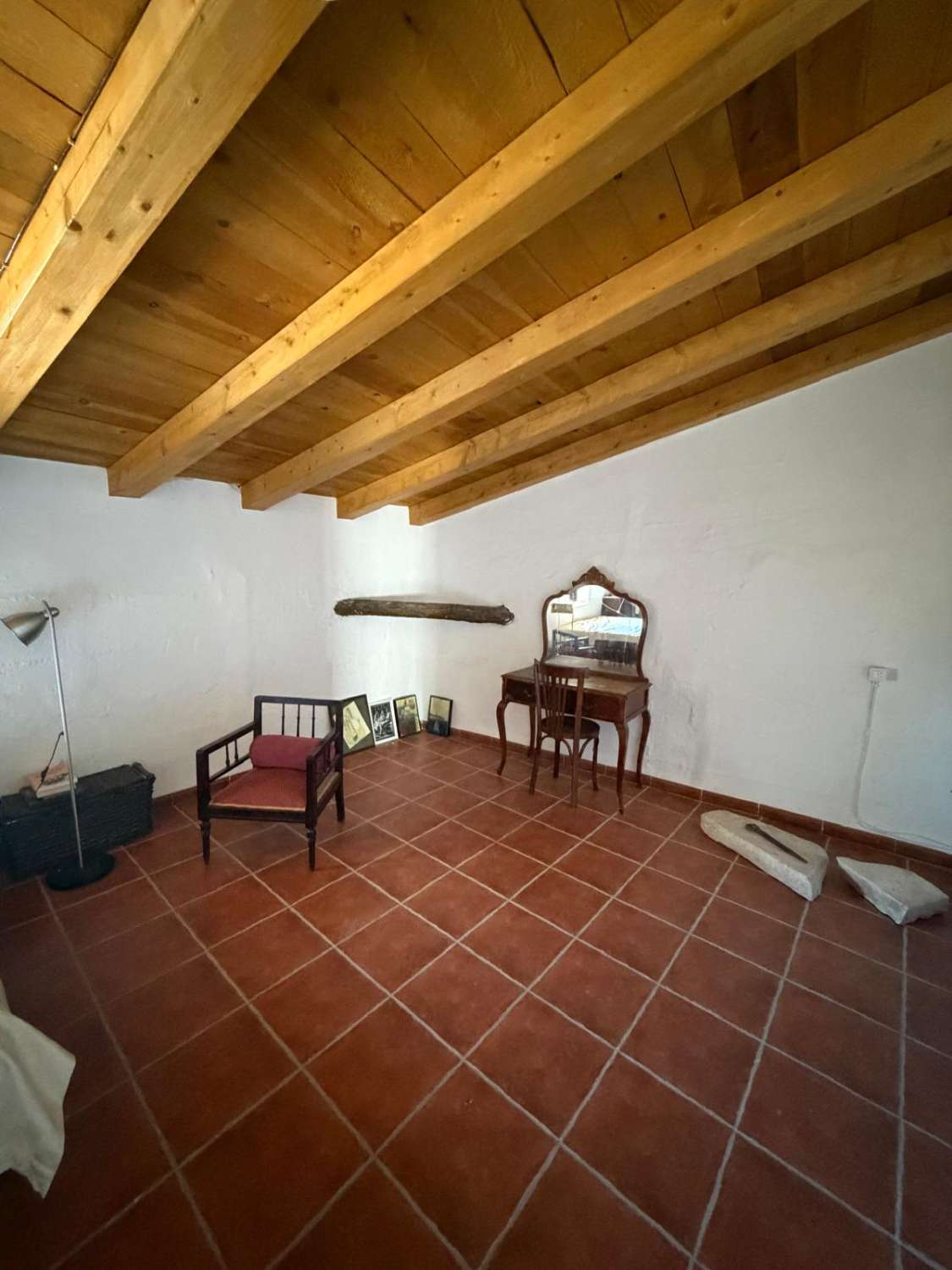 Stunning 3 bed reformed house with garden and patio in heart of Velez Blanco