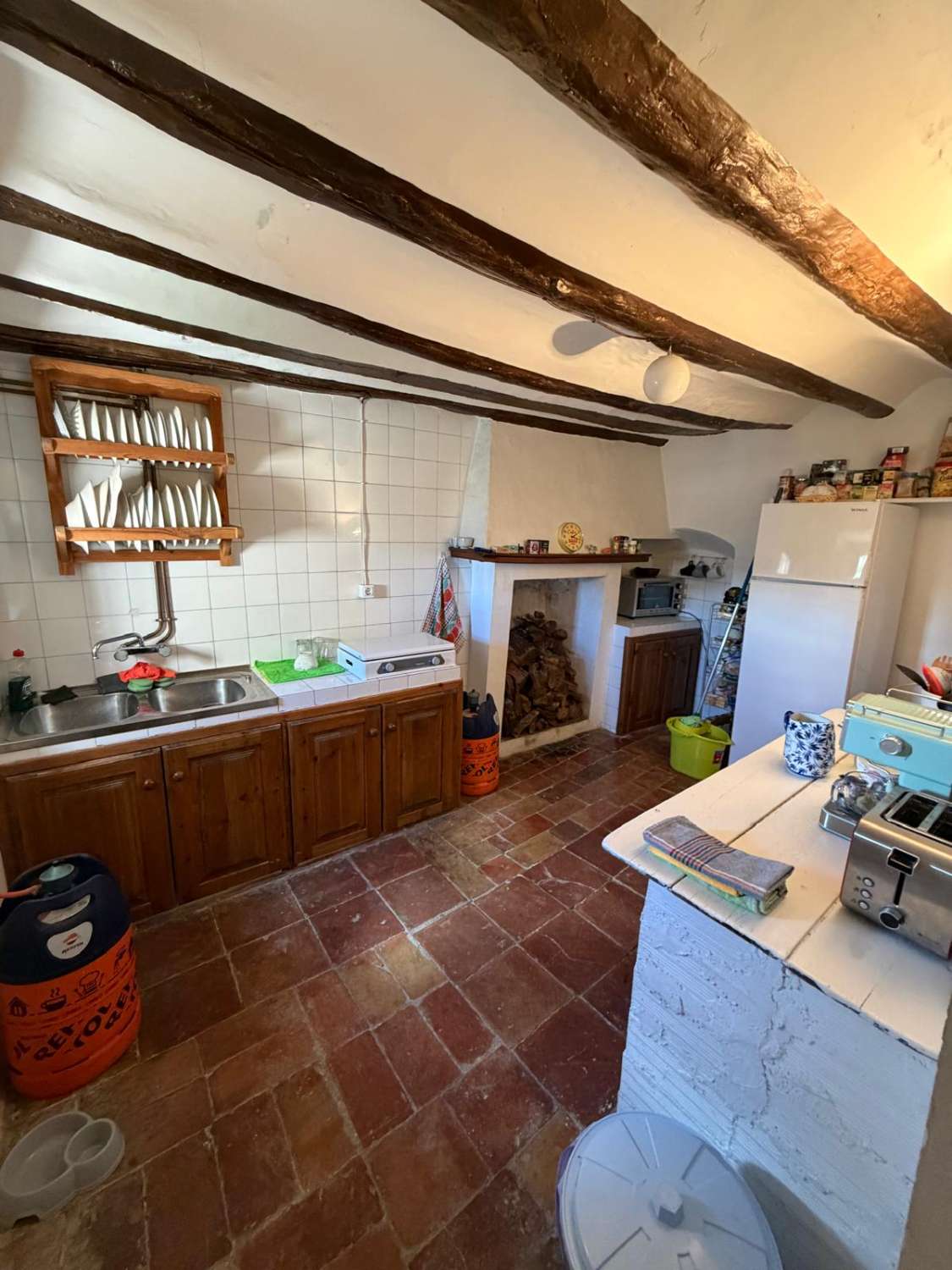 Stunning 3 bed reformed house with garden and patio in heart of Velez Blanco