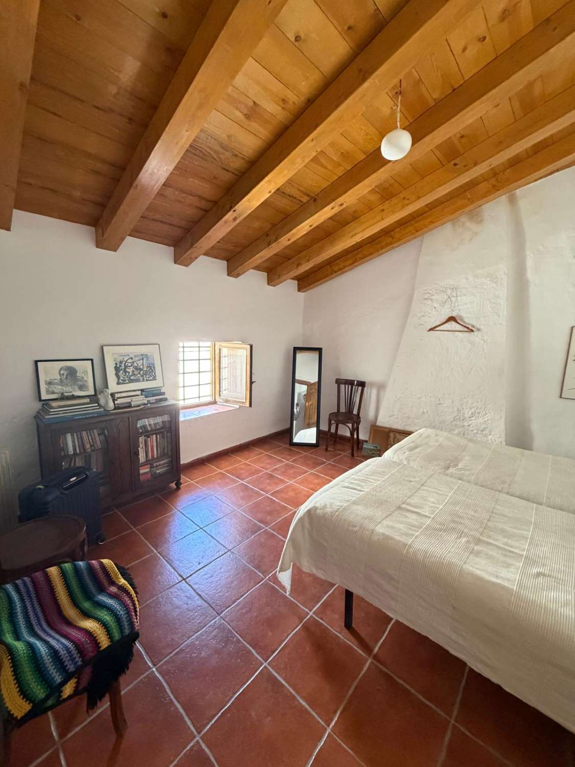 Stunning 3 bed reformed house with garden and patio in heart of Velez Blanco
