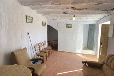 Cortijo for reform 2 beds with land.  Stunning location in Velez Blanco