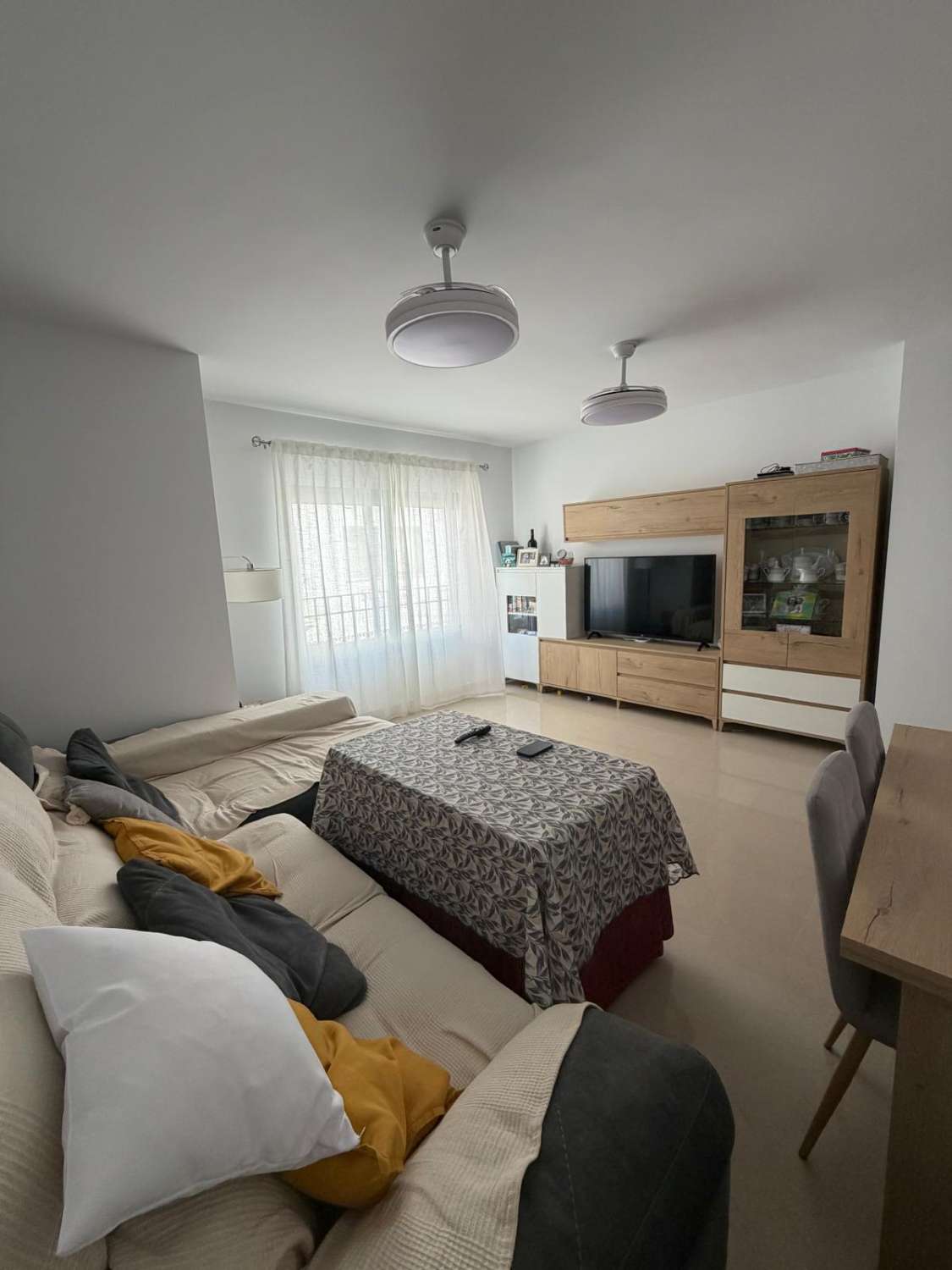 Exceptional 5-Bedroom, 2 bathroom 1st floor Luxury Apartment – Immaculate Condition in Velez Rubio with car parking space and lift