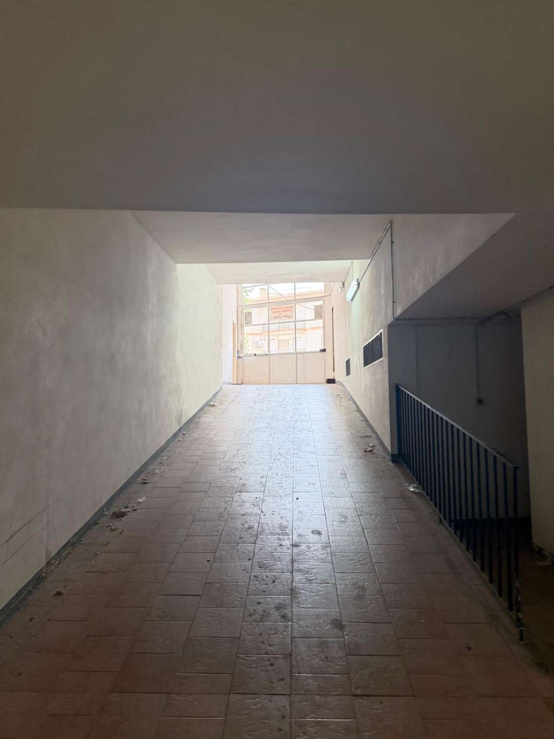 Exceptional 5-Bedroom, 2 bathroom 1st floor Luxury Apartment – Immaculate Condition in Velez Rubio with car parking space and lift