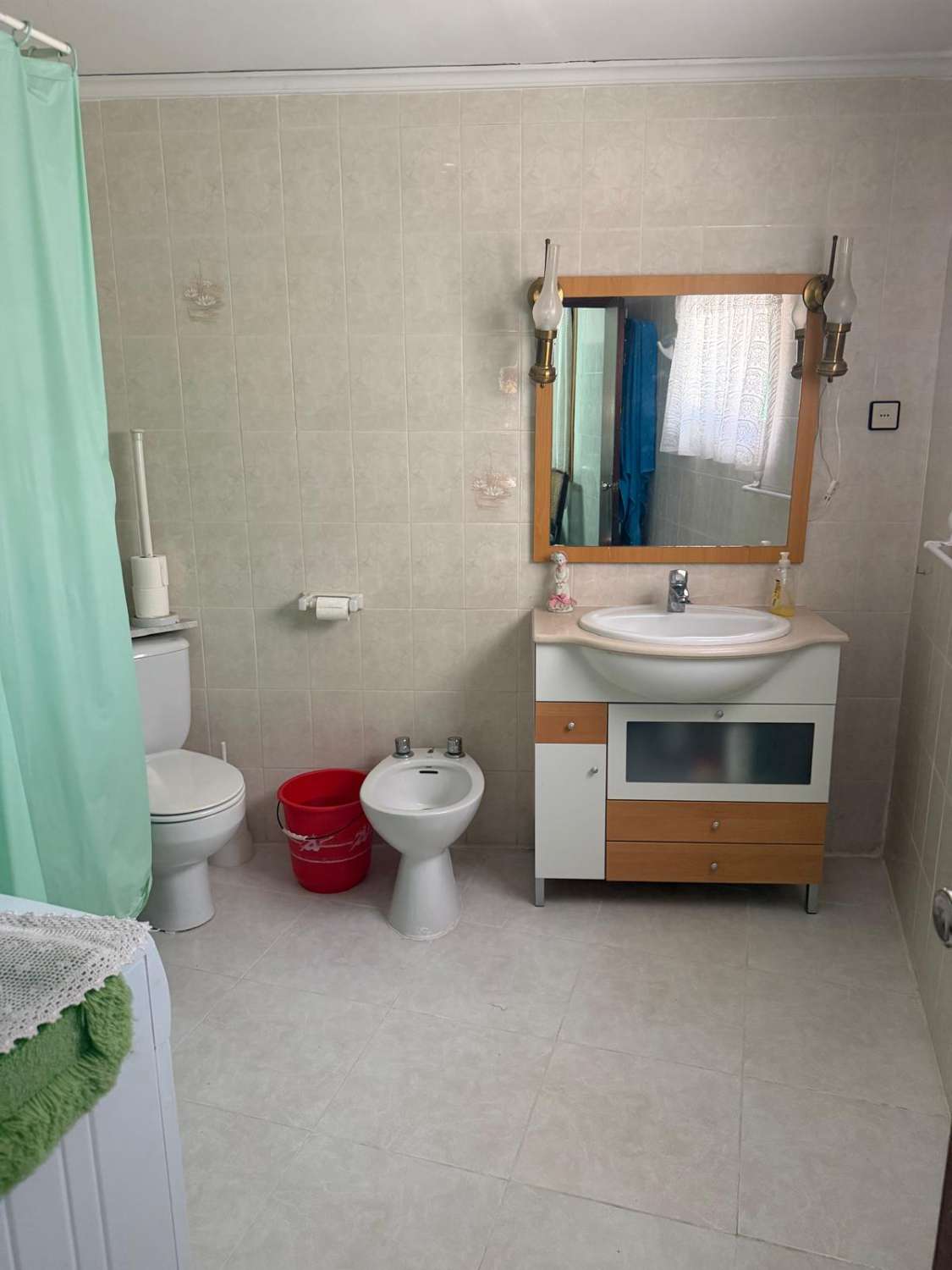 5 bed, 2 bath house in Maria with good sized outside courtyard