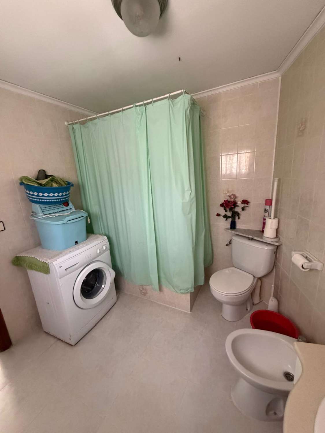 5 bed, 2 bath house in Maria with good sized outside courtyard