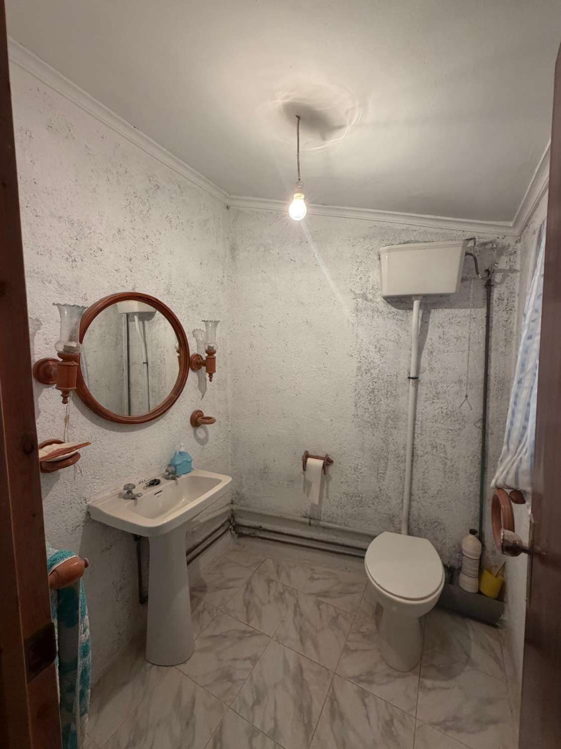 5 bed, 2 bath house in Maria with good sized outside courtyard