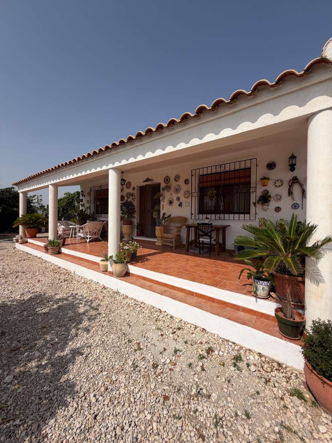 Traditional Spanish Cortijo with Guest Cortijo, Swimming Pool, Extensive Land & Spectacular 360° Mountain Views