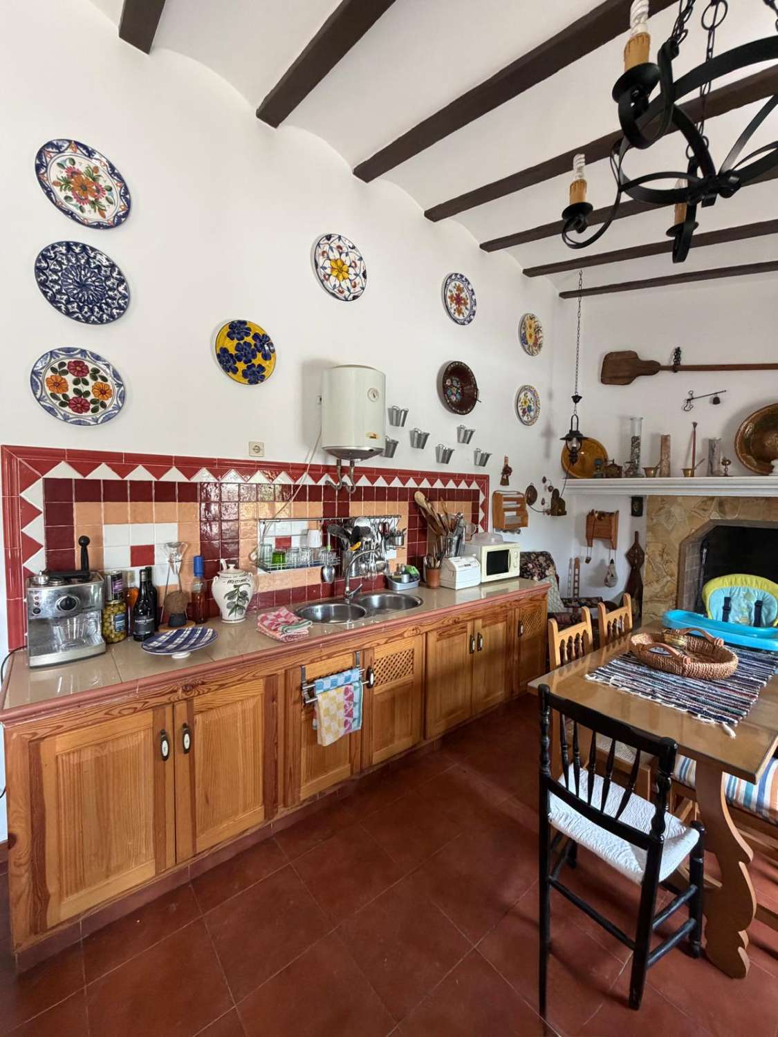 Traditional Spanish Cortijo with Guest Cortijo, Swimming Pool, Extensive Land & Spectacular 360° Mountain Views