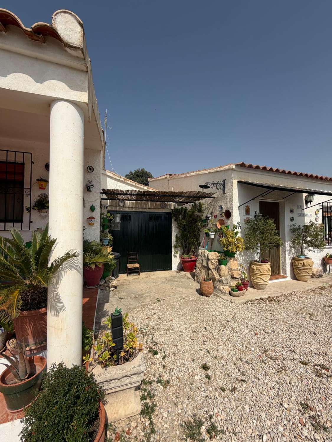 Traditional Spanish Cortijo with Guest Cortijo, Swimming Pool, Extensive Land & Spectacular 360° Mountain Views