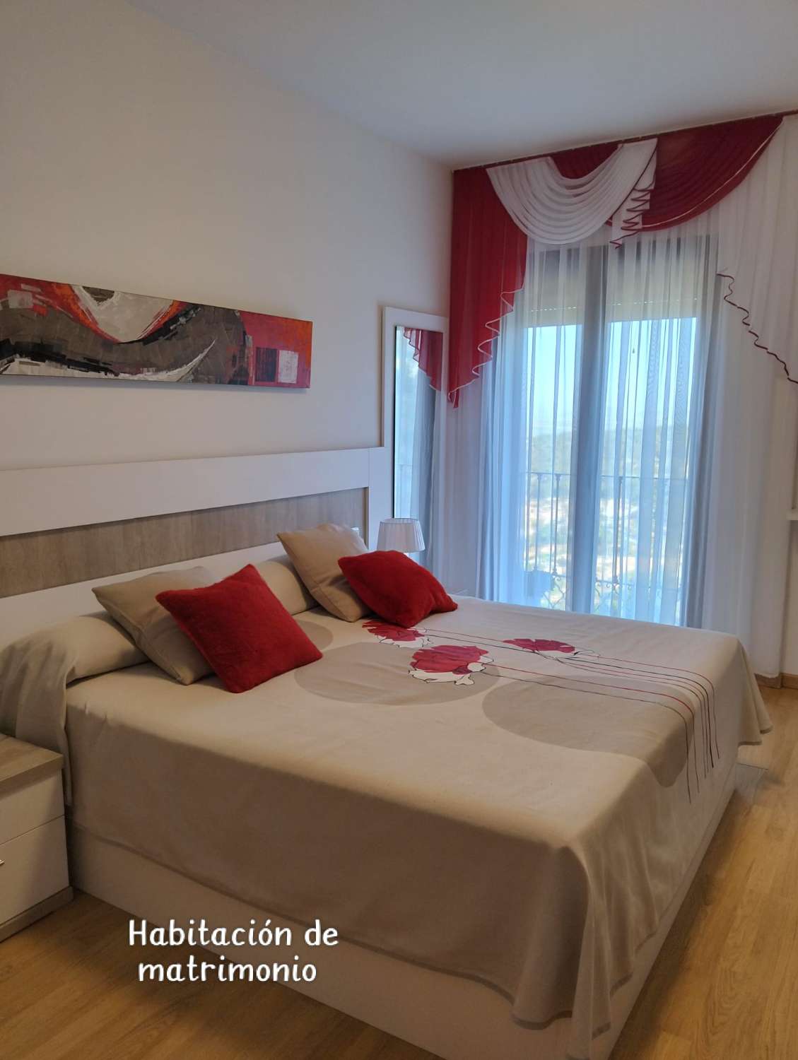 Stunning High-End 3-Bedroom Apartment with Exceptional Mountain Views and car parking